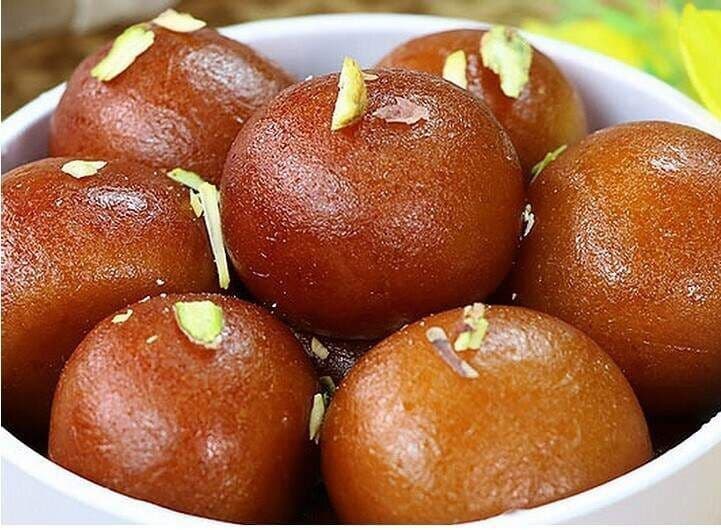 Gulab Jamun (10 pcs / 1 lb)